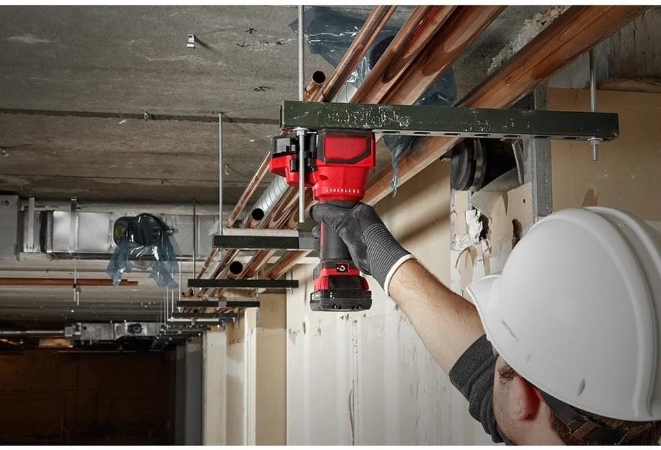 Milwaukee 2872-20 Threaded Rod Cutter Review: Honest Pros & Cons 3 Milwaukee 2872-20 threaded rod cutter review features in daily use